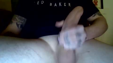 Snapshot of bigdickwillywonka11 chatting on January 28, 8:26 pm bigdickwillywonka11 online show from January 28, 8:26 pm