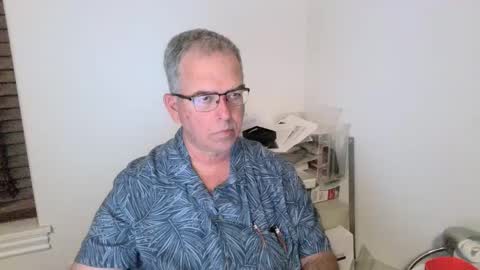 Snapshot of bigdylan17 chatting on October 6, 1:54 am Dylan 56 Taleah 53 online show from October 6, 1:54 am