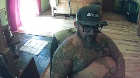 biggdaddy4206913 online show from October 29, 7:50 pm