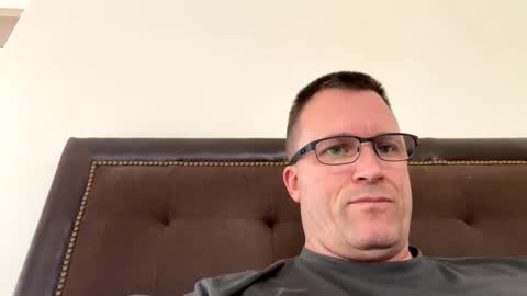 bigger22332233 online show from February 6, 8:13 pm