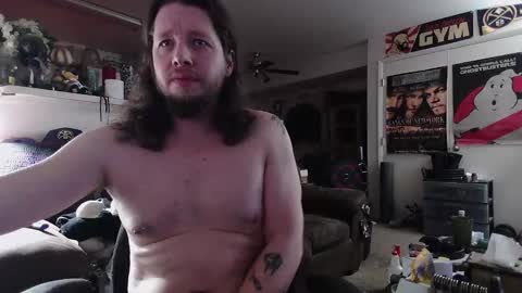 biggerisbetter21 online show from December 17, 2:08 am