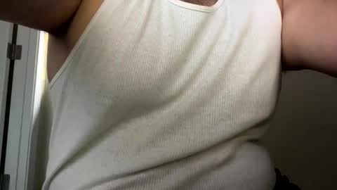 biggerthanasnicker online show from March 4, 11:32 pm