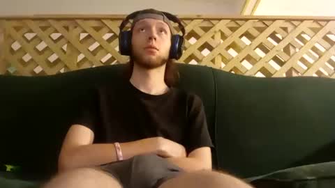 biggestboiiii online show from September 9, 5:51 am