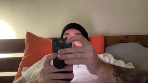 Snapshot of biggie556 chatting on January 25, 1:32 am biggie556 online show from January 25, 1:32 am