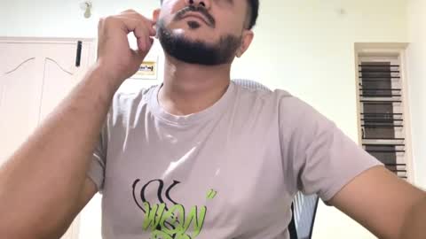 bighandsomesatisfy online show from November 2, 2:21 pm