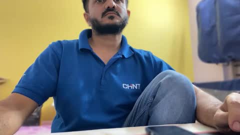 bighandsomesatisfy online show from March 10, 3:40 pm