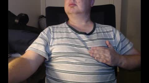 Snapshot of bighorn1981 chatting on December 13, 12:28 pm bighorn1981 online show from December 13, 12:28 pm