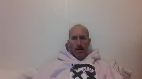 Snapshot of bighugemouthful chatting on October 12, 2:49 am Chaz online show from October 12, 2:49 am