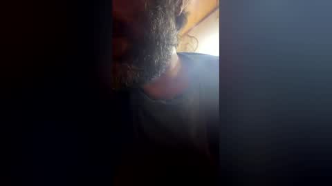 bigjohnson6923 online show from May 20, 3:35 am