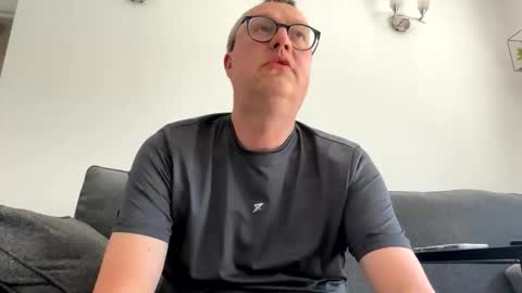 Just call me master online show from April 24, 1:13 pm