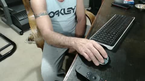 billy471 online show from December 7, 8:27 pm