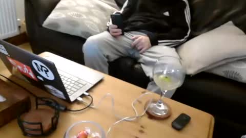 bindmedown online show from February 5, 9:55 pm