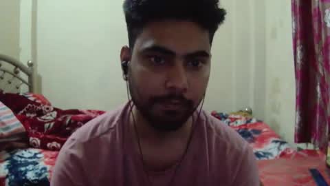 birbikrom104 online show from March 18, 1:03 pm