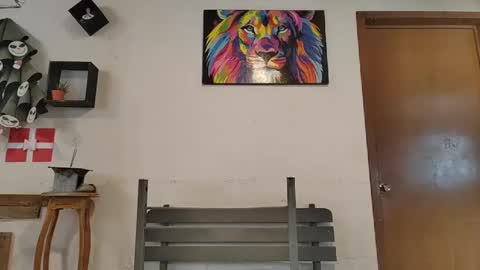 Manu O online show from April 5, 7:32 pm