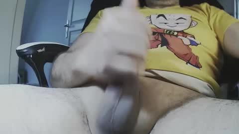 bisou_x2 online show from January 9, 9:16 am