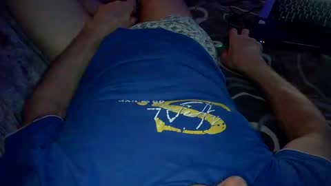 bizeps online show from April 5, 6:26 pm