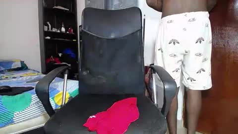 Snapshot of black_diamond_t chatting on January 30, 10:40 am Black Diamond online show from January 30, 10:40 am