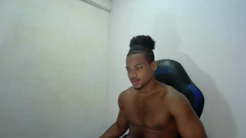 tu morenito online show from October 1, 6:56 pm