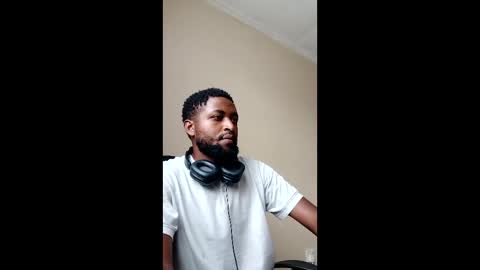 blakchiise online show from April 17, 1:47 pm