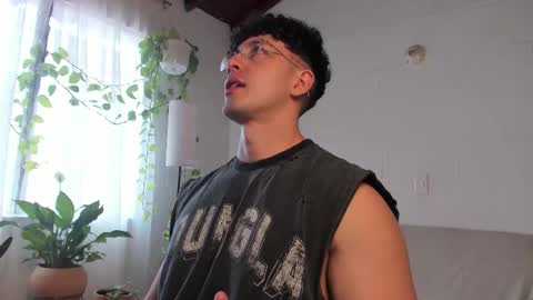 Blake Levi  Independent Model online show from February 6, 4:48 pm