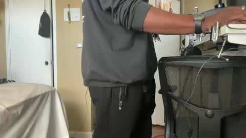 Blackjag00 online show from November 2, 6:45 pm