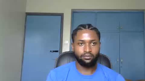 blakmoufaka online show from October 18, 11:48 am