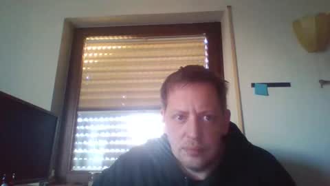 blonde32m online show from March 9, 7:01 am