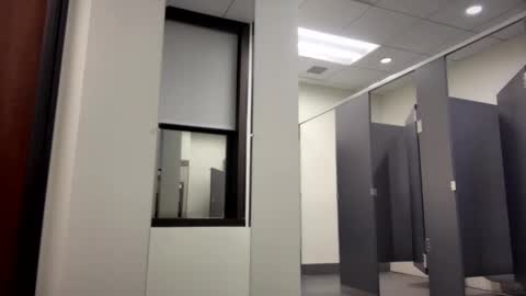 First Time College Boy online show from January 10, 3:39 am