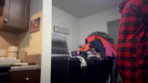 First Time College Boy online show from January 11, 8:33 am