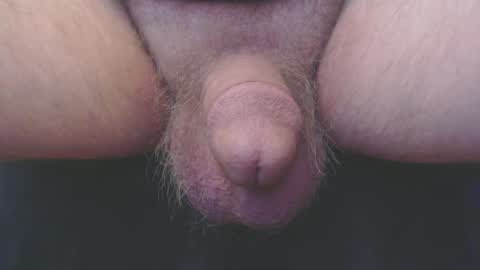 Snapshot of bluebee420 chatting on February 19, 9:17 am bluebee420 online show from February 19, 9:17 am