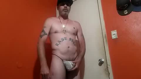 Snapshot of blueeye9083 chatting on October 18, 6:51 am blueeye9083 online show from October 18, 6:51 am