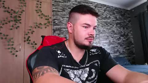 blueeyeboy0 online show from December 2, 9:34 am