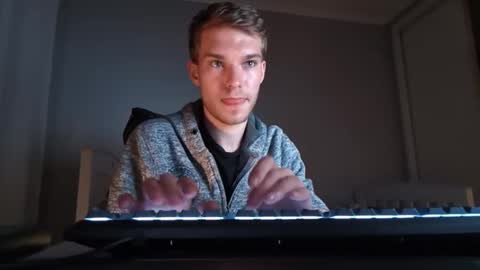 bluegaze6227724 online show from December 5, 12:12 pm