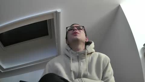 bo22222222 online show from October 25, 10:55 pm