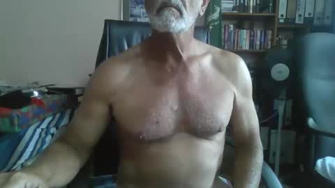 Bobbgud online show from October 30, 11:44 am