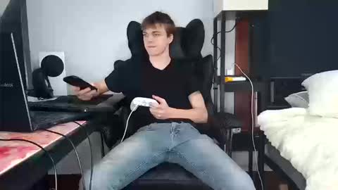 bobby72738 online show from October 11, 2:37 am