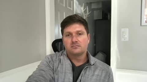 bobbylightfoot3 online show from February 6, 10:32 pm