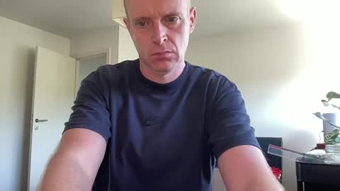 Snapshot of boegieboy76 chatting on September 19, 12:49 pm ask me online show from September 19, 12:49 pm