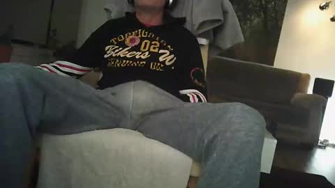 bomsay online show from December 29, 8:04 pm