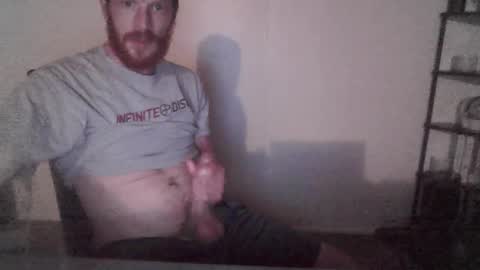 Snapshot of bone_daddy_4u chatting on October 12, 4:39 am Bone daddy online show from October 12, 4:39 am