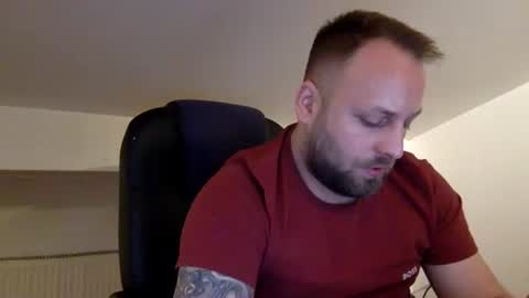 hugo online show from April 21, 1:42 am