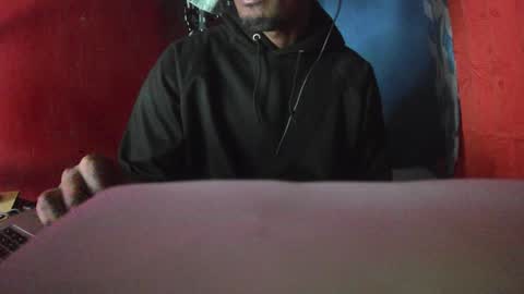 boss_playa98 online show from March 1, 8:25 am