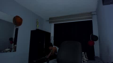 boy_nauthy online show from March 10, 5:11 am