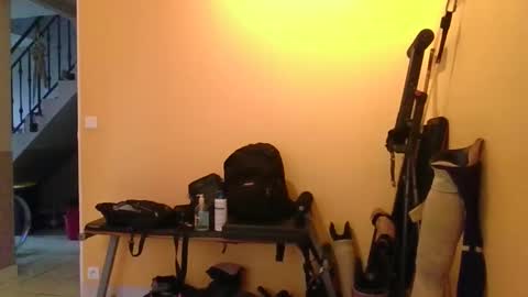 boyaroues online show from February 12, 9:15 am