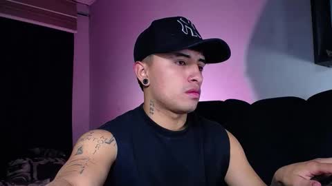 miguel  online show from October 8, 4:17 am