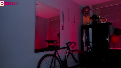 miguel  online show from February 5, 3:34 am