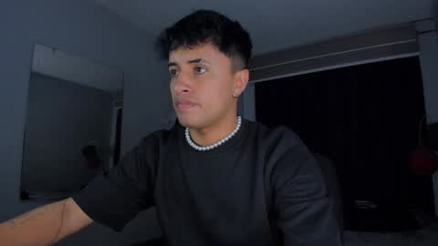 miguel  online show from March 12, 3:02 am