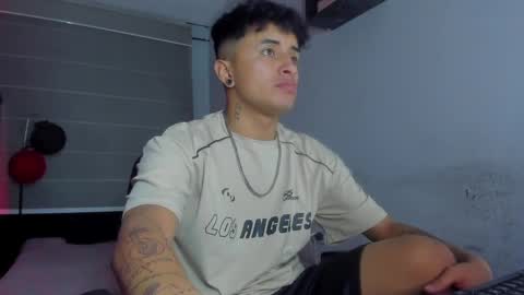 miguel  online show from January 20, 2:01 am