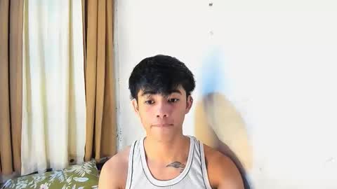 HI IM JAMES DONT FORGET GIVE ME THUMBS UP AND JOIN TO MY FANCLUB online show from April 30, 10:36 pm