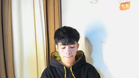 HI IM JAMES DONT FORGET GIVE ME THUMBS UP AND JOIN TO MY FANCLUB online show from April 27, 9:09 pm